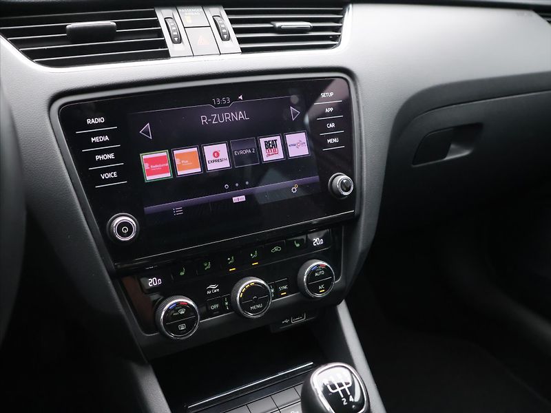 Škoda Octavia 1.6 TDI Style+ CZ LED Navi - fotka 20 z 32