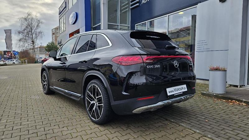 Mercedes-Benz EQE (2023) - fotka 3 z 26