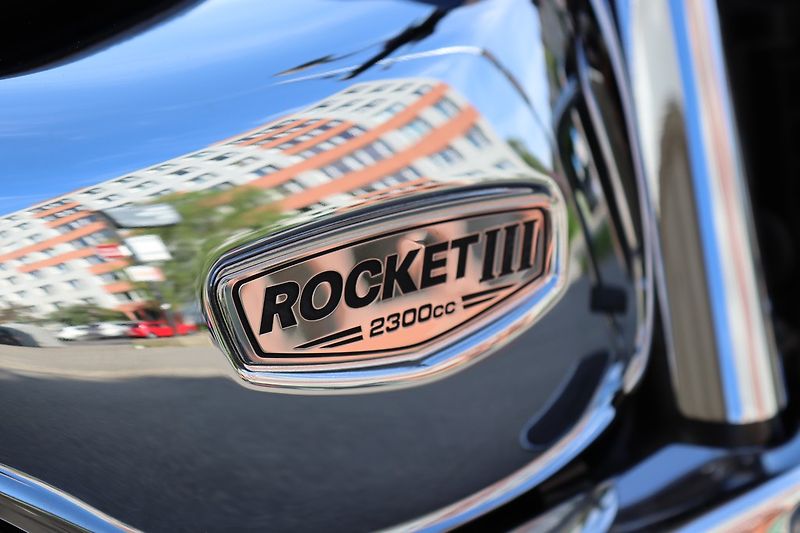 Triumph Rocket III Classic (2007) ROCKET III  K prodeji !! - fotka 12 z 20