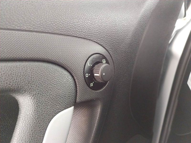Škoda Fabia (2009) Ambition 1.9 TDI, Serv.kniha - fotka 17 z 19