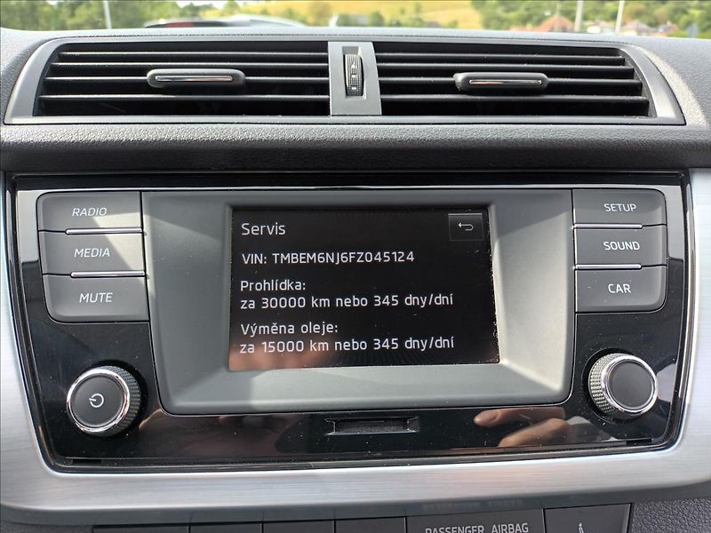 Škoda Fabia 1,2 TSI,66KW,1MAJ,AMBI,KOLA - fotka 30 z 45