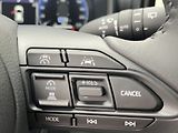 Toyota Yaris 1.5 HEV 130, Executive - náhled 11