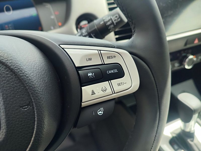 Honda Jazz (2026) CROSSTAR 1.5:eHEV SKLADEM - fotka 8 z 16