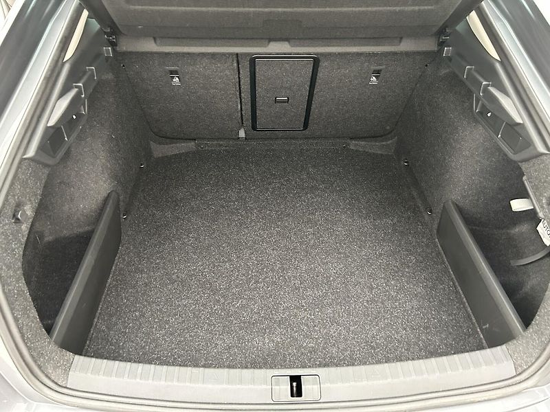 Škoda Octavia 2.0 TD Top selection - fotka 25 z 26
