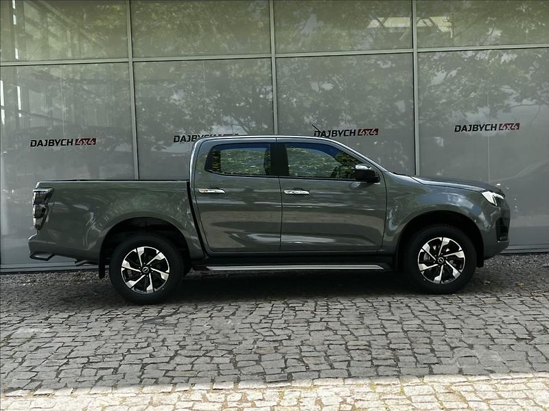 Isuzu D-Max 2,2 Double Cab  8A/T LSE MY26 - fotka 4 z 39