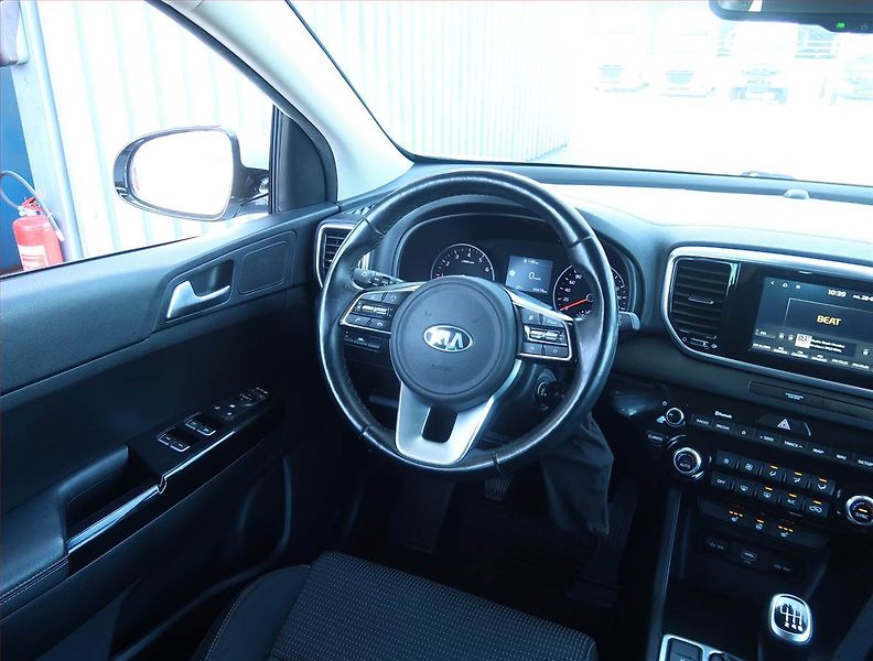Kia Sportage (2019) 1.6 GDI, Serv.kniha, Navi - fotka 7 z 22