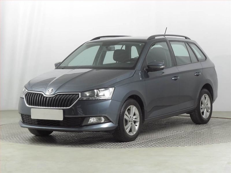 Škoda Fabia (2019) 1.0 TSI, Tempomat - fotka 2 z 19
