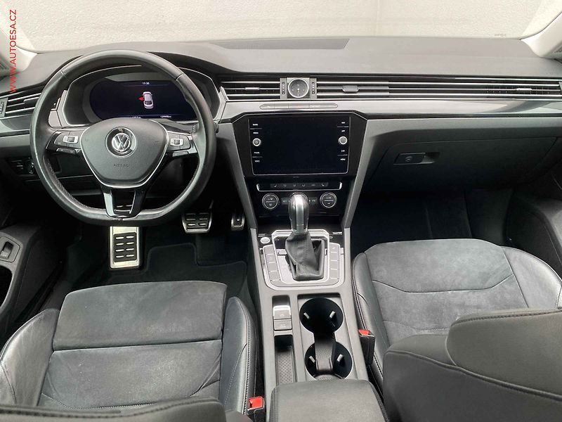 Volkswagen Arteon (2018) 2.0TDi, 2.maj,ČR, Elegance - fotka 8 z 20