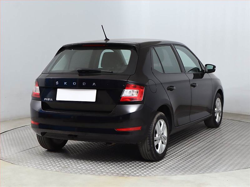 Škoda Fabia (2020) Ambition 1.0 TSI, Tempomat - fotka 5 z 15