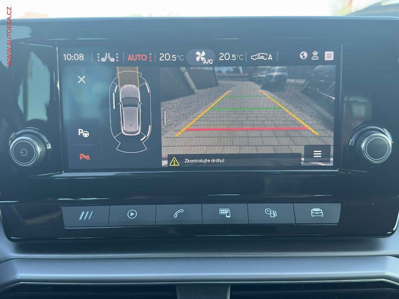 Seat Leon (2022) 1.5TSi, ČR, FR, LED - fotka 17 z 22