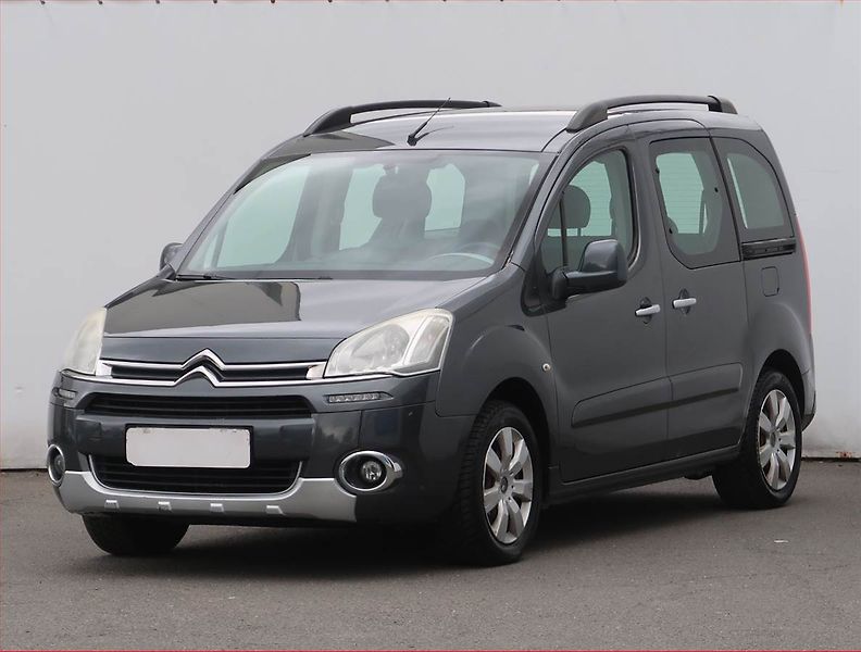 Citroën Berlingo (2014) Tendance 1.6 HDi, 5Míst, ČR - fotka 2 z 15