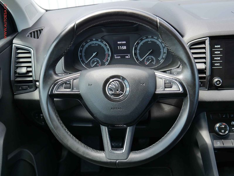 Škoda Karoq (2018) 1.6 TDi, ČR, LED, AC, TZ - fotka 13 z 19