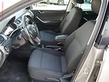 Škoda Rapid (2015) 1.6 TDi, ČR, Style, TZ - náhled 9