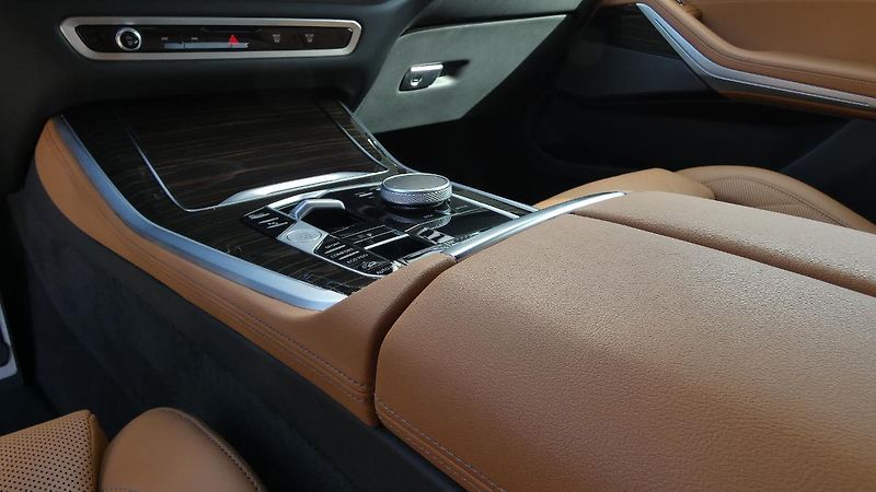 BMW X5 30d xDrive M Sport - fotka 6 z 26
