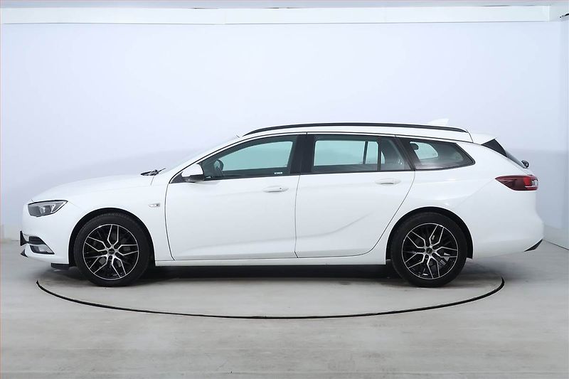 Opel Insignia (2017) 2.0 CDTI, Navi, Tempomat - fotka 3 z 21