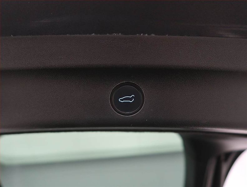 Tesla Model Y (2022) Long Range AWD 79kWh, SoH 92% - fotka 30 z 33