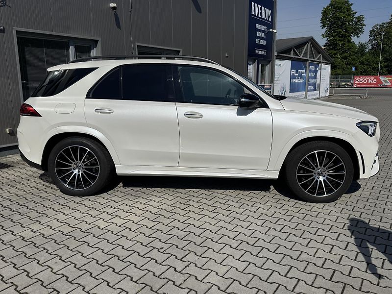Mercedes-Benz GLE (2022) GLE 350e 4M AMG PANORAMA - fotka 4 z 27