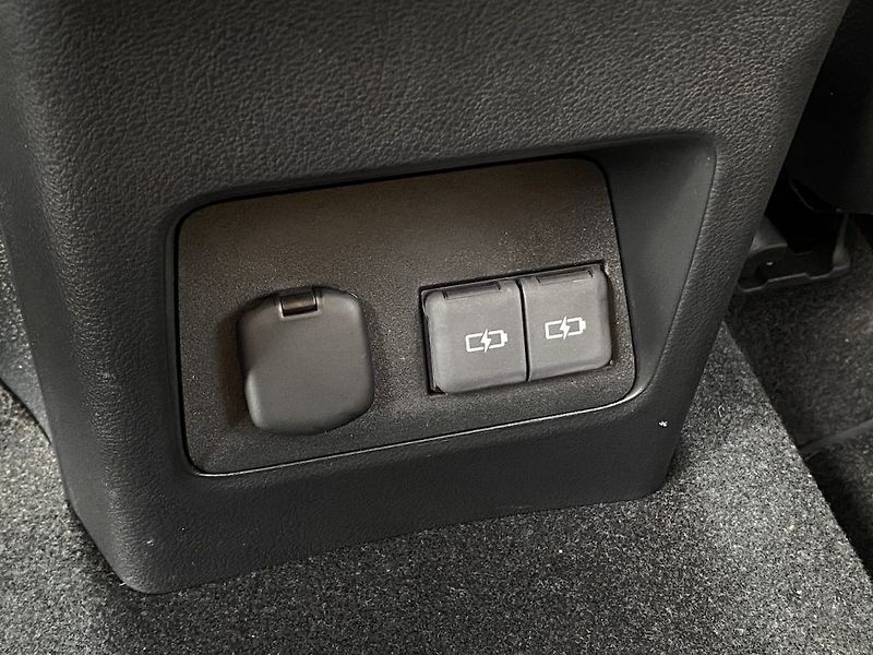 Lexus NX 350h 2.5HEV, ČR, ExecutiveTOP, 4x4 - fotka 13 z 40