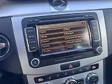 Volkswagen Passat (2012) 1,6 TDI 77 KW KOLA STK - náhled 26