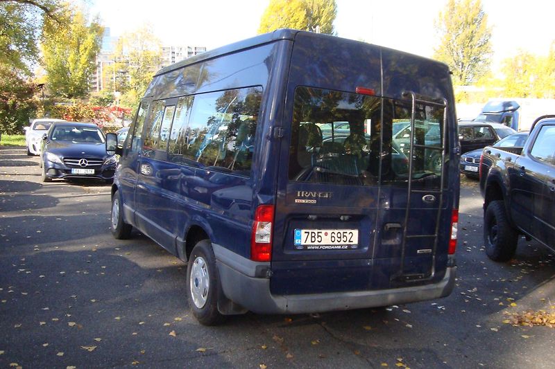 Ford Transit (2010) 2.2TDCi,300M,ČR,S.Kn,9-míst - fotka 7 z 74