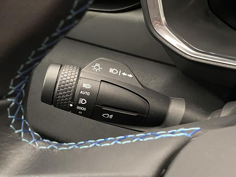 Lynk & Co 01 PHEV DCT AUT 1.maj.  - fotka 21 z 69