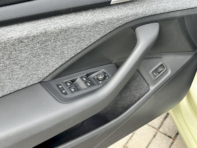 Škoda Superb (2025) 2,0TDI 110KW DSG SELECTION - fotka 16 z 21