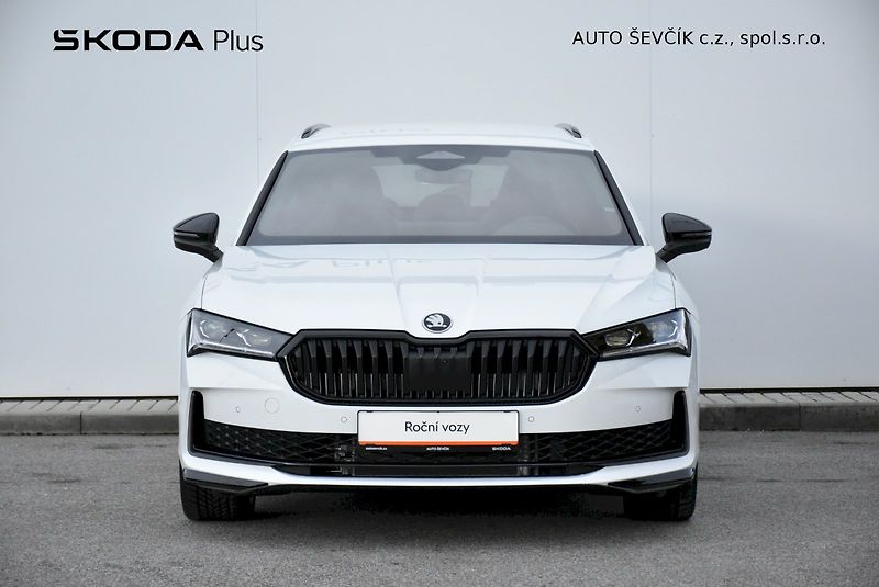 Škoda Superb (2025) Combi Sportline 2,0 TDI 142 kW - fotka 4 z 42