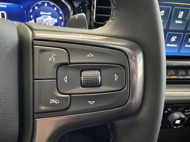 Chevrolet Silverado High Country 6,2 V8 + LPG - fotka 31 z 57