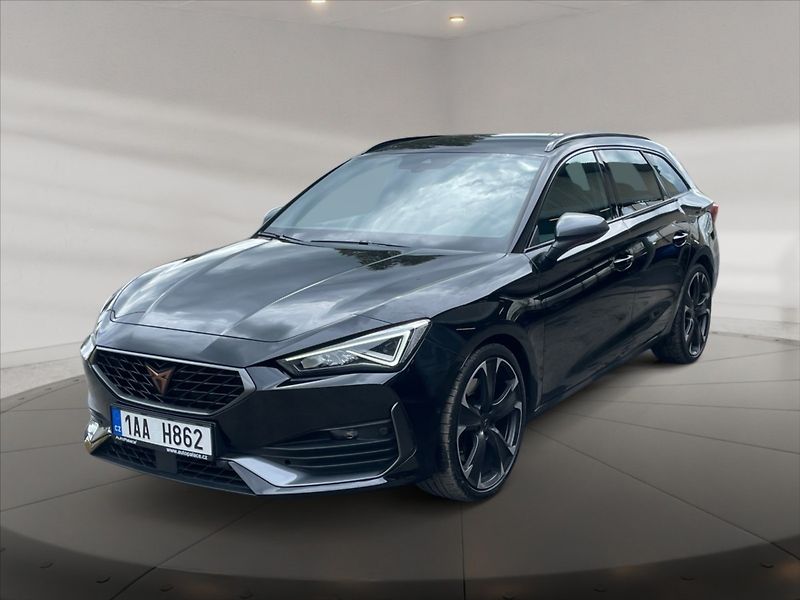 Cupra Leon 2,0 TSI 4WD AT - fotka 3 z 11