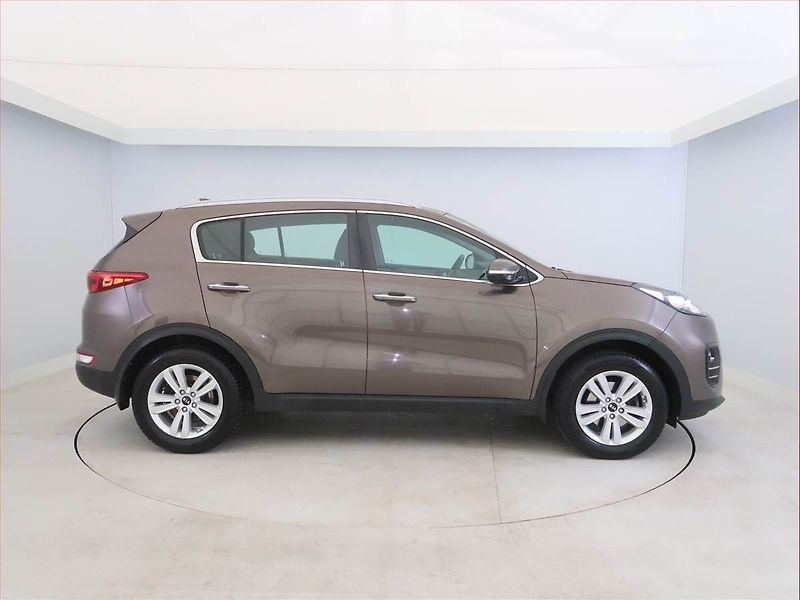 Kia Sportage (2017) 1.6 GDI, Serv.kniha, Navi - fotka 6 z 17