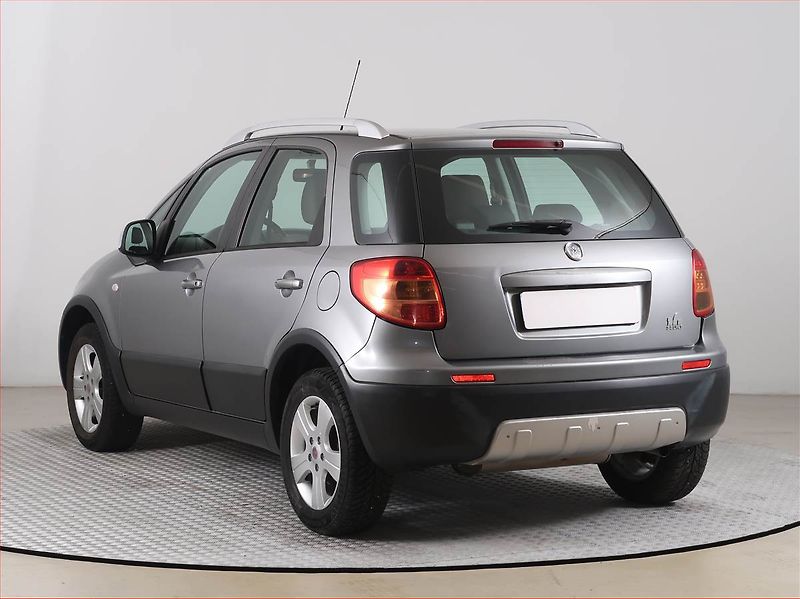 Fiat Sedici (2008) 1.6, nová STK, za skvělou cenu - fotka 4 z 14