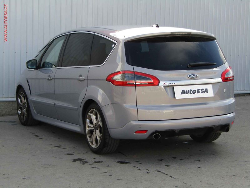 Ford S-MAX (2011) 2.0 EB, ČR, Titanium, AT - fotka 6 z 20