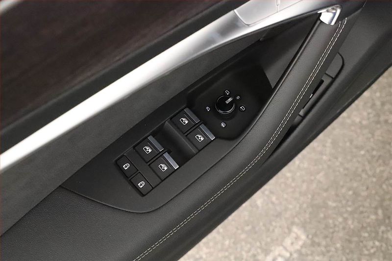 Audi A6 Allroad (2022) 55 TDI - fotka 28 z 31