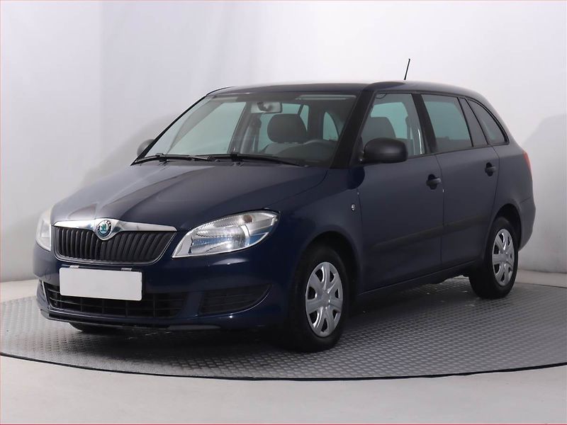 Škoda Fabia (2012) 1.2, Serv.kniha, CZ doklady - fotka 2 z 14