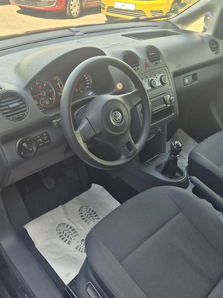 Volkswagen Caddy (2014) - fotka 8 z 15