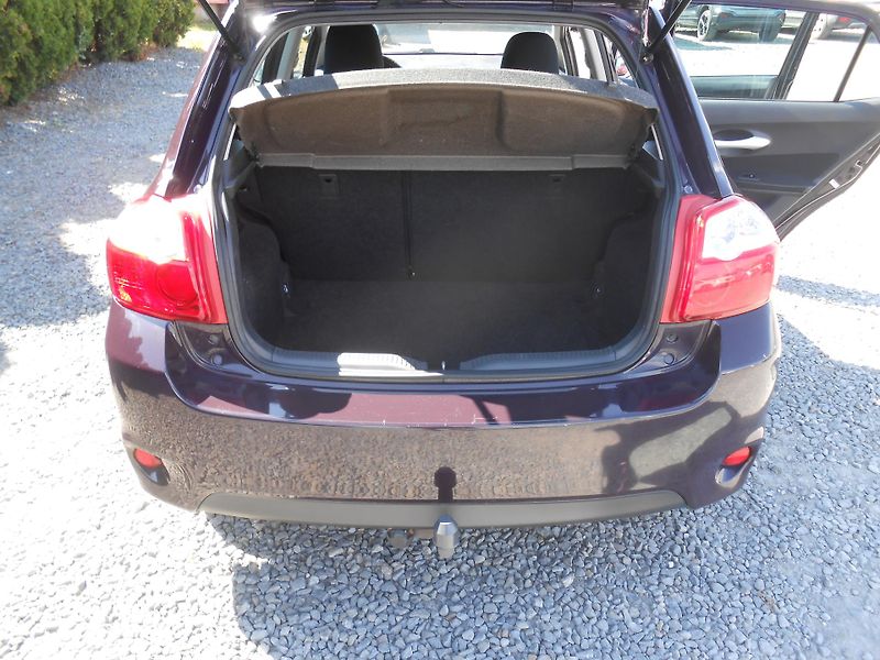 Toyota Auris 1.6VVTi,97KW,Tažné, Výhřev,CZ! - fotka 17 z 33