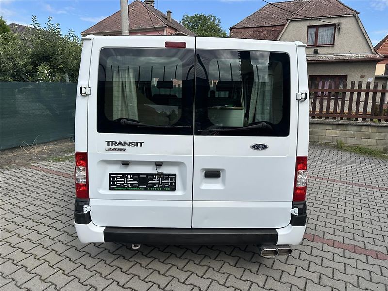 Ford Transit 2,2 TDCI obytná vestavba - fotka 4 z 32