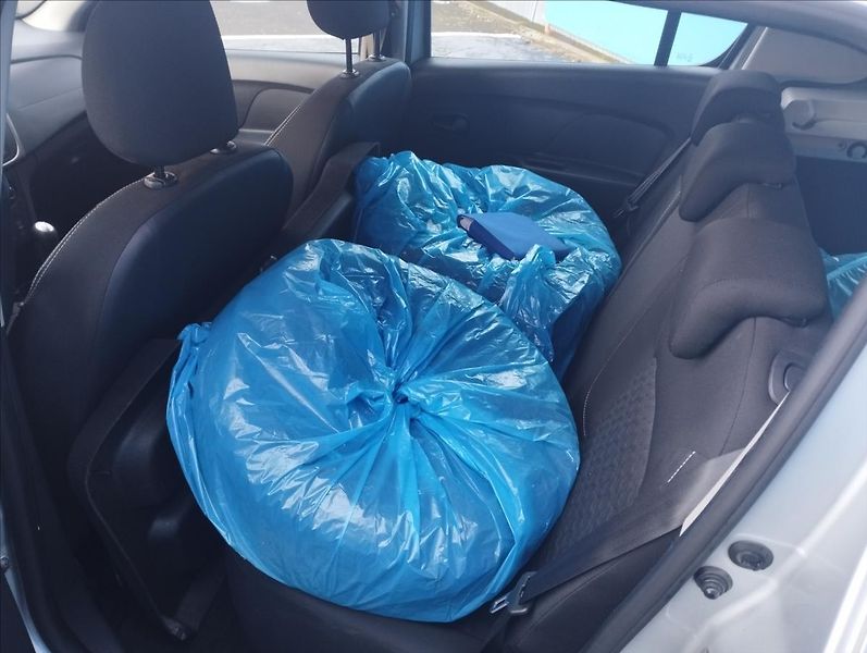 Dacia Sandero 1,2 Mpi 1maj,servis jen - fotka 10 z 14