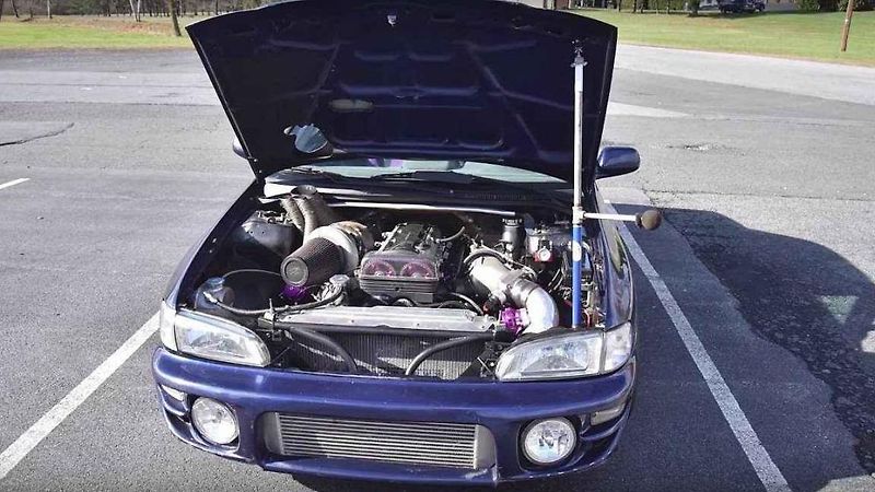 Subaru Impreza 2.5 RS s motorem z Toyoty Supra.