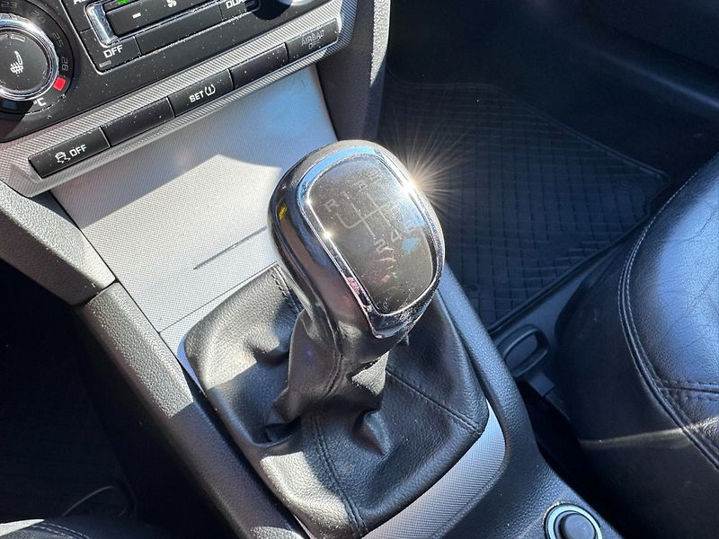 Škoda Octavia (2011) 1,8 TSI 118KW NOVÉ ROZVODY STK - fotka 32 z 50