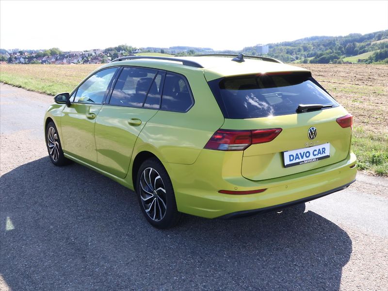 Volkswagen Golf 1,5 TSI 110kW CZ LED 1.Maj - fotka 5 z 24
