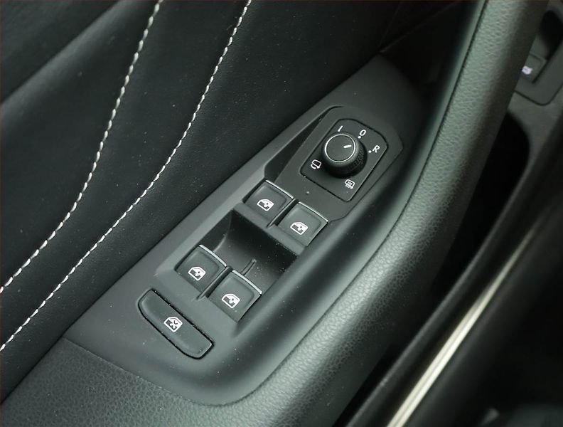 Volkswagen Arteon (2023) 2.0 TDI - fotka 18 z 18