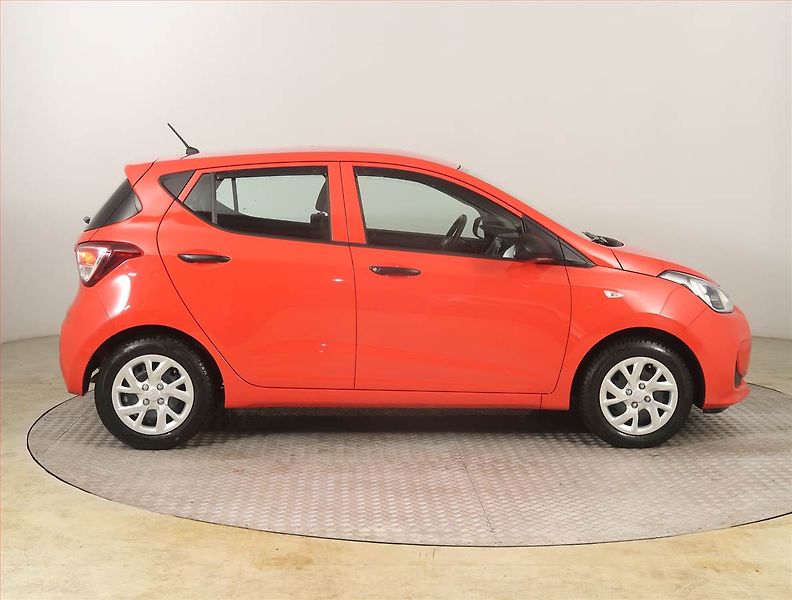 Hyundai i10 (2018) 1.0, ČR,1.maj, Serv.kniha - fotka 6 z 14