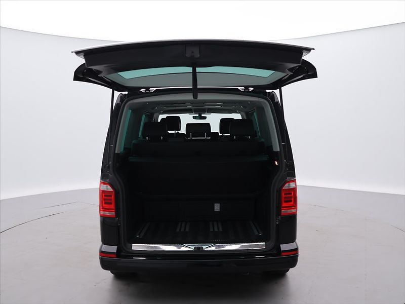 Volkswagen Multivan 2,0 TDI 150kW DSG Bulli Editio - fotka 9 z 32