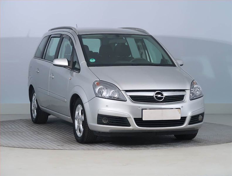 Opel Zafira (2005) 1.6, 7 míst, Tažné, dobrý stav - fotografie inzerátu