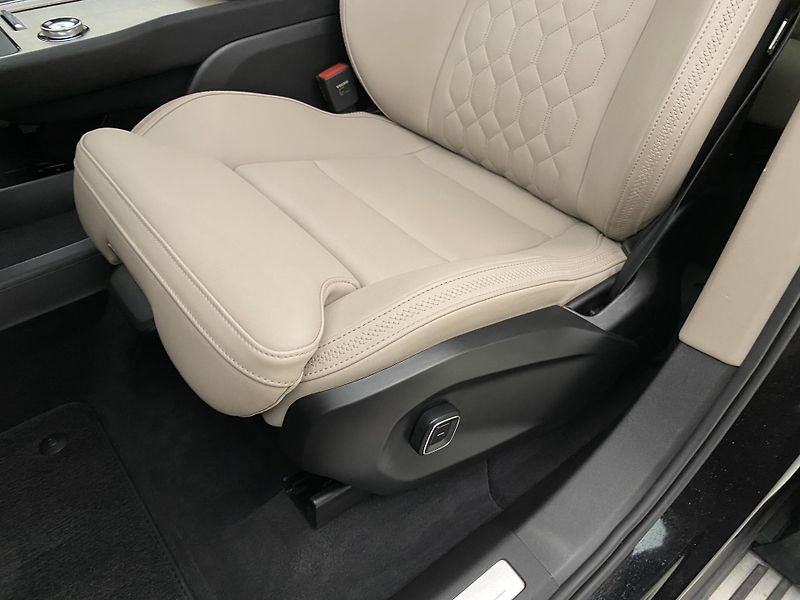 Volvo EX90 PURE ELECTRIC TWIN PLUS 7míst - fotka 25 z 60