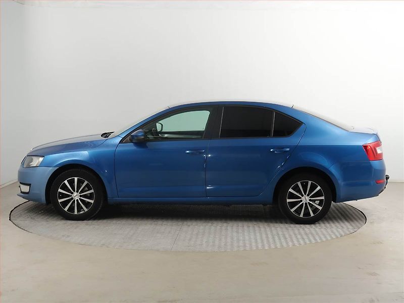 Škoda Octavia (2015) Ambition 1.4 TSI, Tempomat - fotka 3 z 15