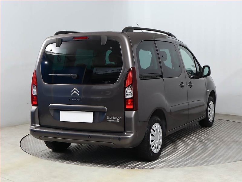 Citroën Berlingo (2018) Shine 1.6 BlueHDi, 5Míst, ČR - fotka 5 z 15