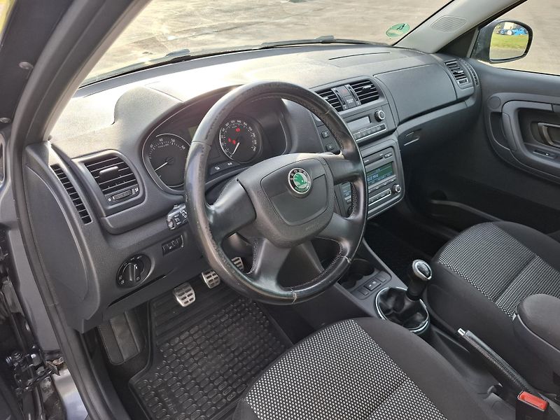 Škoda Fabia (2010) II kombi SCOUT 1.2TSi 77kW - fotka 9 z 19
