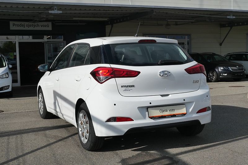 Hyundai i20 - fotka 4 z 6
